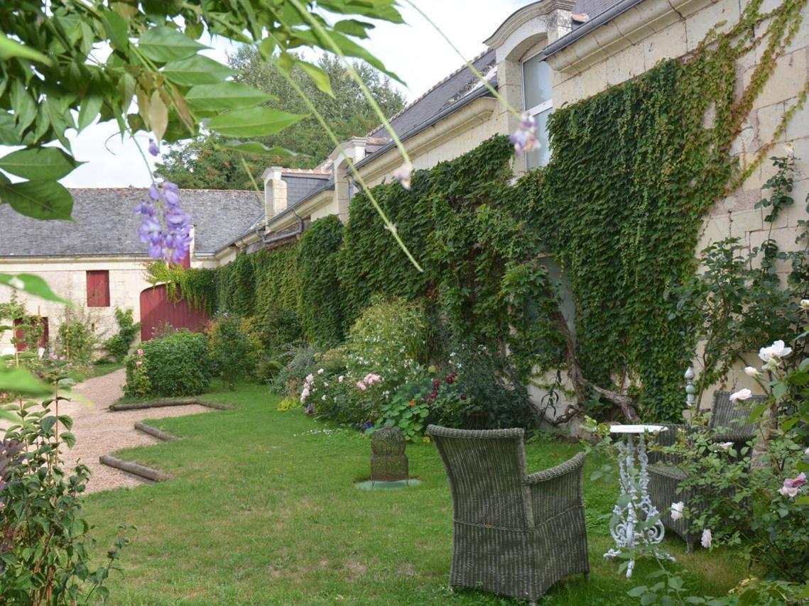 La Penesais Villa Beaumont-en-Véron Exteriör bild