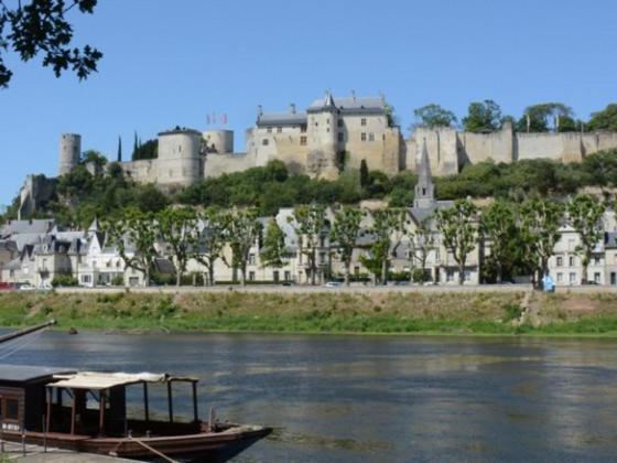 La Penesais Villa Beaumont-en-Véron Exteriör bild